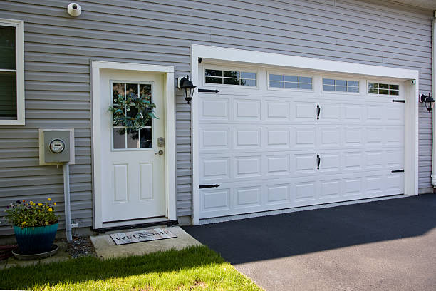 24/7 Emergency Garage Door experts in Texanna, OK
